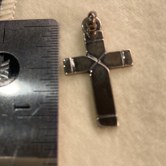 James Avery silver cross charm - Picture 2 of 4